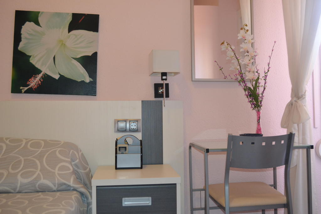Hostal La Pilarica パテルナ 部屋 写真