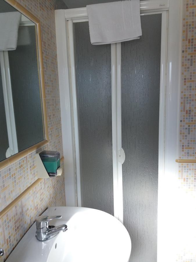 Hostal La Pilarica パテルナ エクステリア 写真