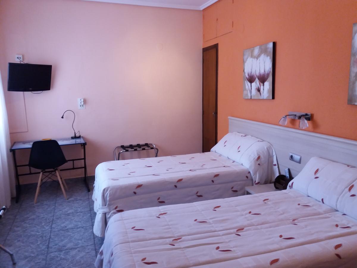 Hostal La Pilarica パテルナ エクステリア 写真